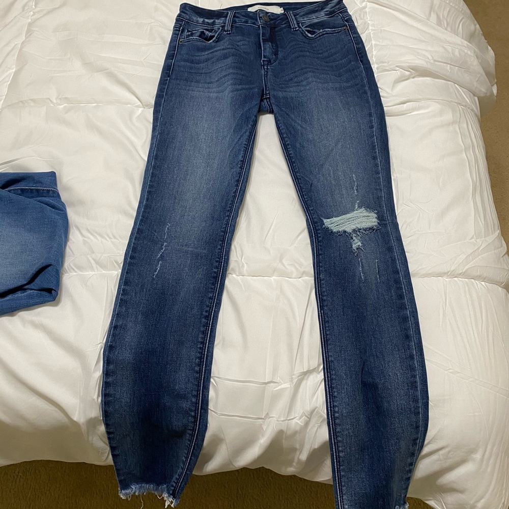 Hidden high rise ripped skinny jeans